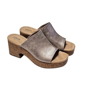 Clarks Collection Nerisa Vine Taupe Metallic Womens Wedge Comfort Sandals